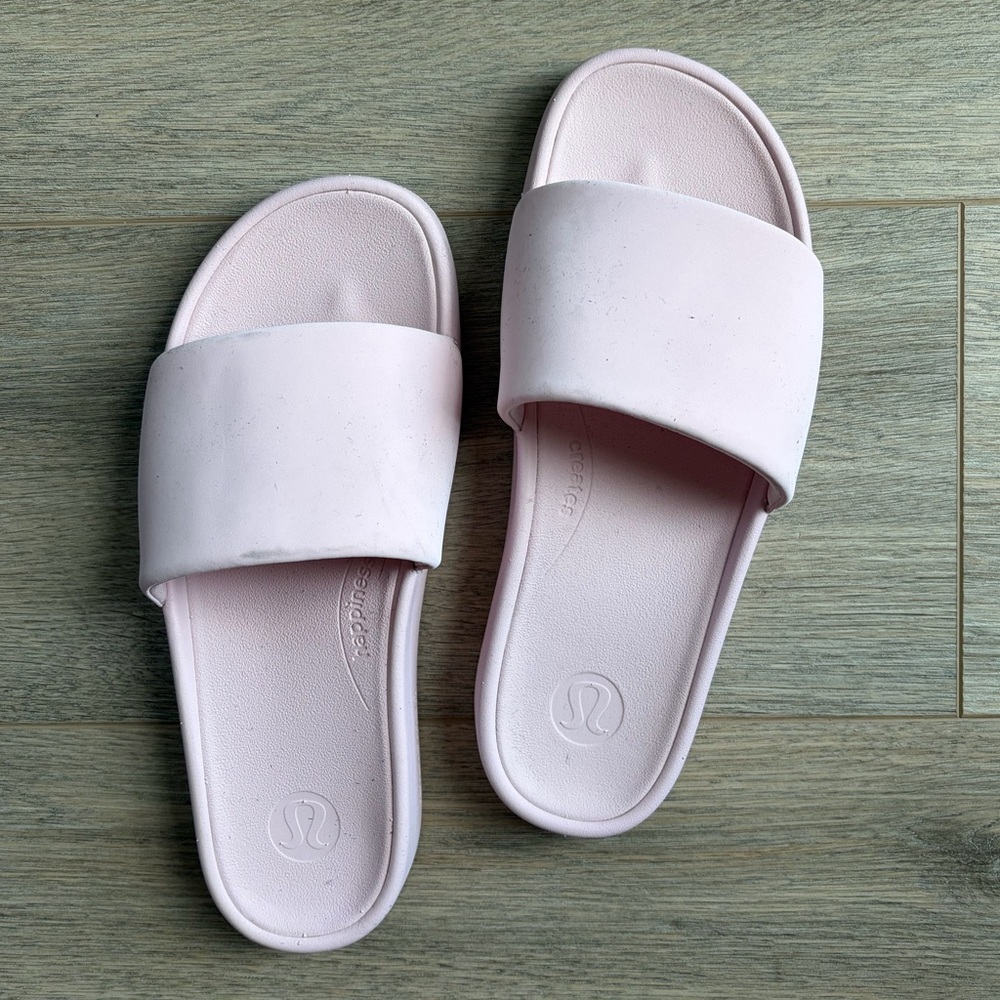 Lululemon Slides